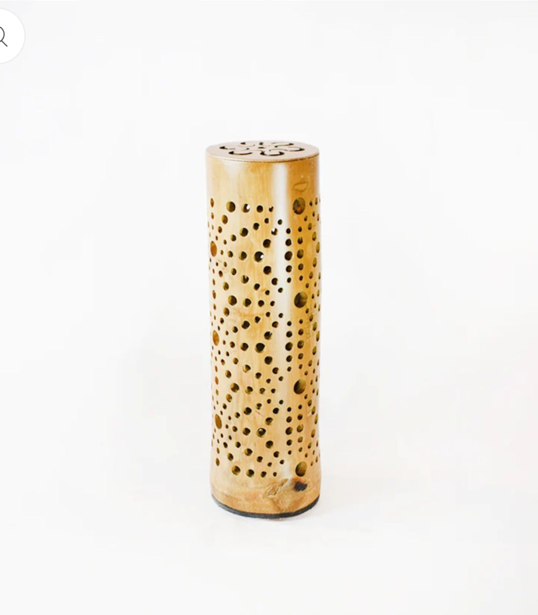 Net pattern Bamboo stem table lamp engraved Introduce an eco-friendly and luxurious touch to your home decor with our premium handmade bamboo floor lamp. Made from sustainable materials, this lamp not only enhances your space but also promotes a sustainab