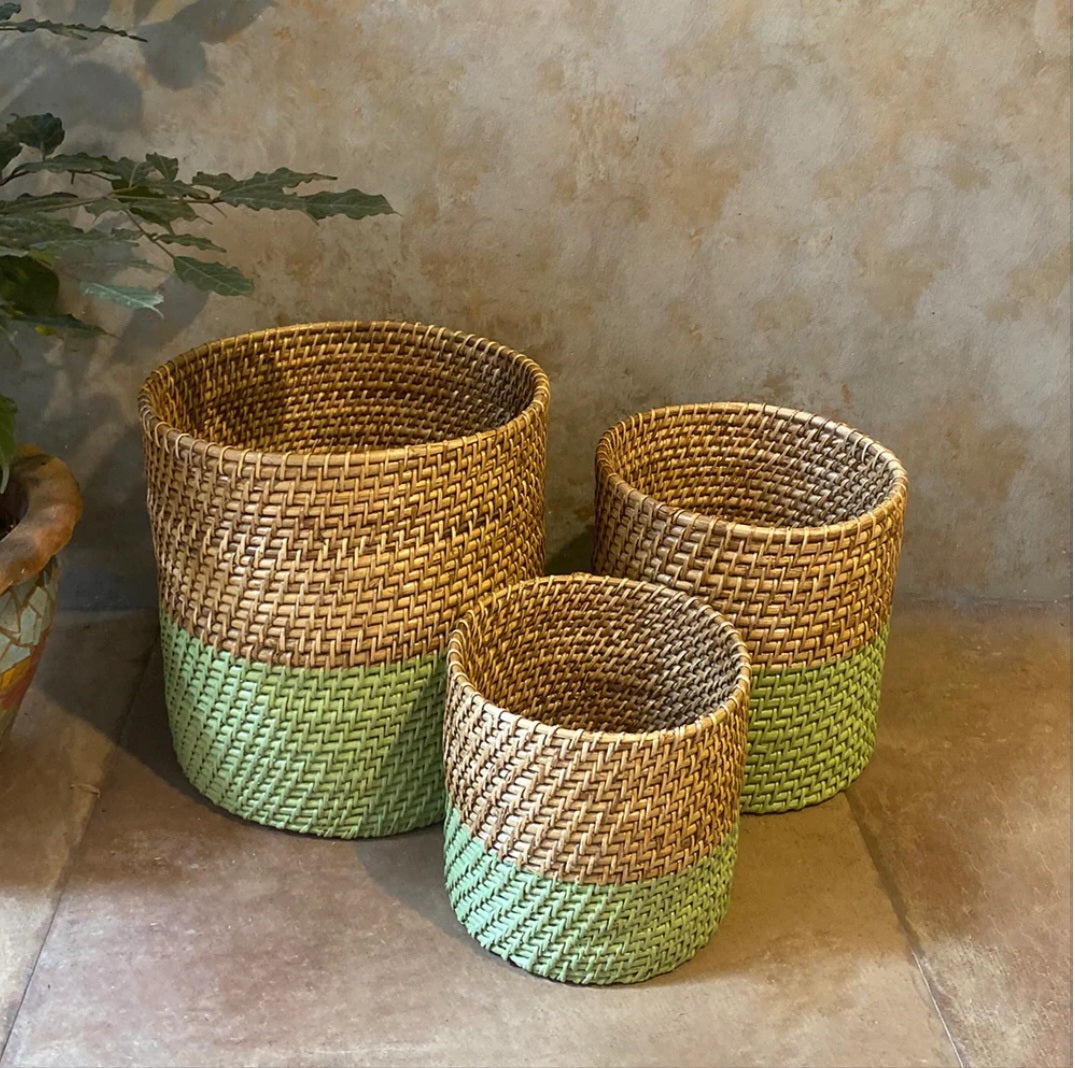 Round Cane Basket/Planter premium quality set of 3 Baskets